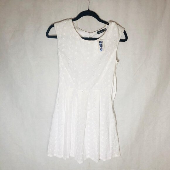 Ruby Rox sleeveless dress white pleated lace 2 layers size 5 new tags READ - Picture 2 of 10